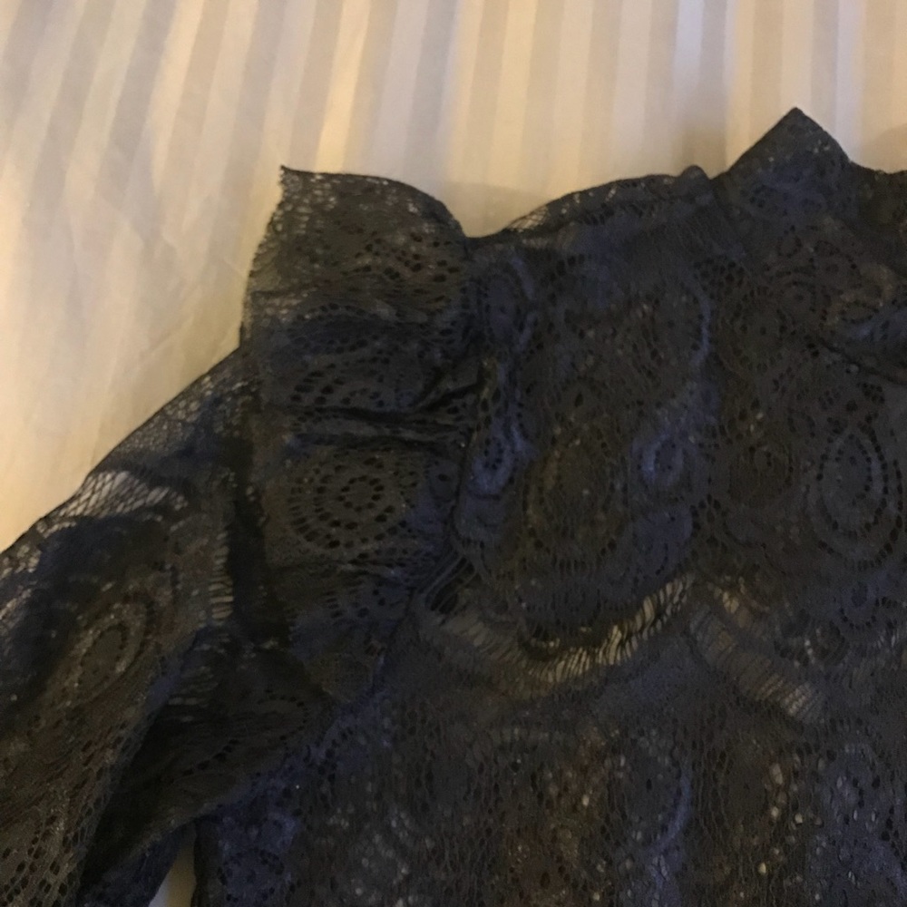 Forever 21 | Long Sleeve Lace Sexy C-Thru Blouse - Picture 2 of 7